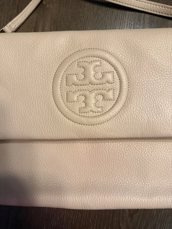Tory Burch beige crossbody - Picture 2 of 8